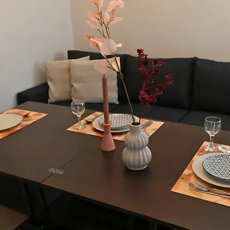 Apartment Cozy νear Nea Paralia Of