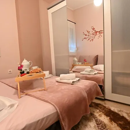 Cozy νear Nea Paralia Of Appartement *
